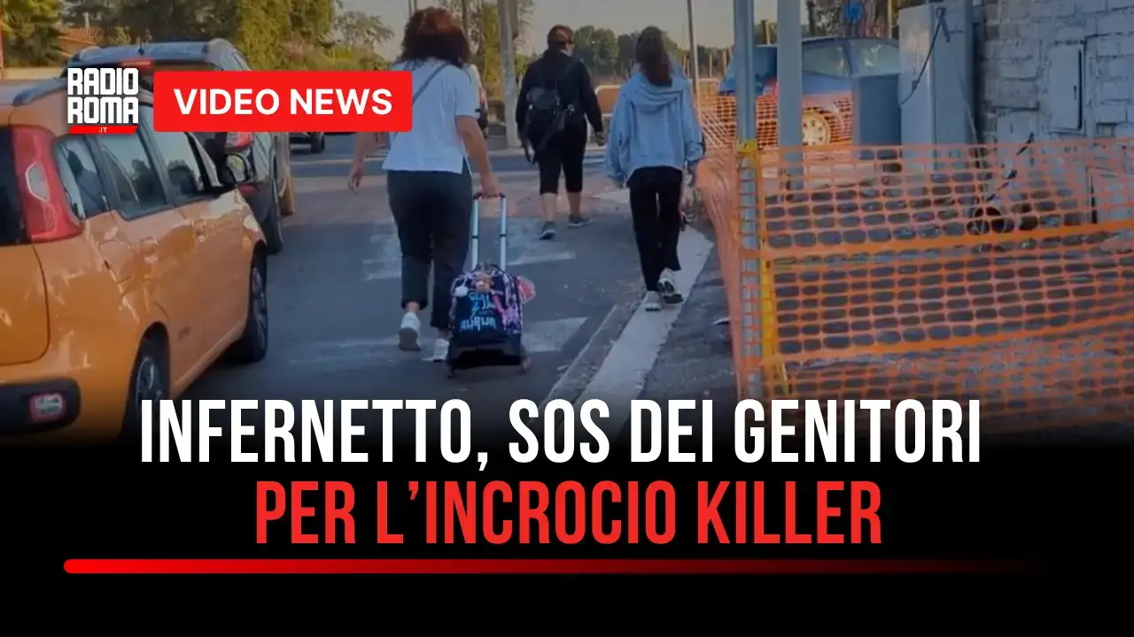 Infernetto, marciapiede off limits davanti alle scuole: bambini costretti a camminare in strada