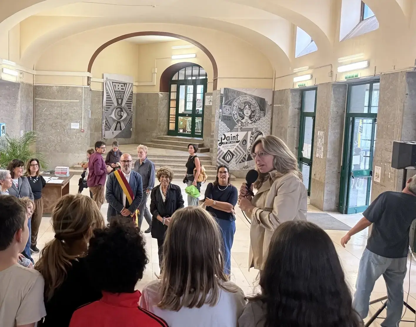 Scuola Pisacane: inaugurata la nuova piazza pedonale per bambini e famiglie