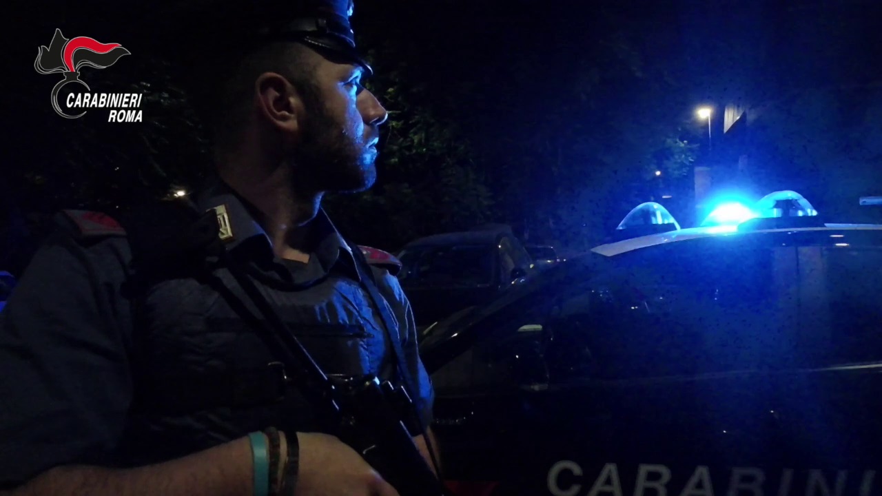 Roma, a Portuense piazza di spaccio da 60mile euro al mese: 15 arresti