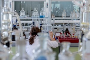 Coronavirus, Unità Crisi Lazio: al via domani tamponi rapidi nelle scuole