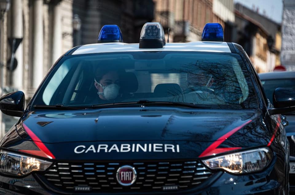 Roma, controlli anti Covid all'Esquilino: chiusi minimarket e lavanderia