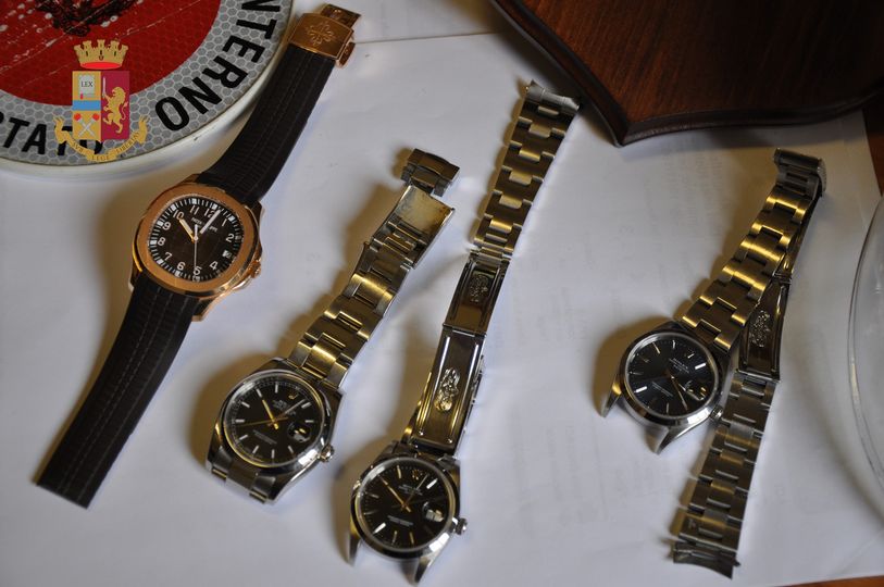 Roma, 6 rapine di Rolex con la tecnica dello specchietto: arrestata coppia di ladri