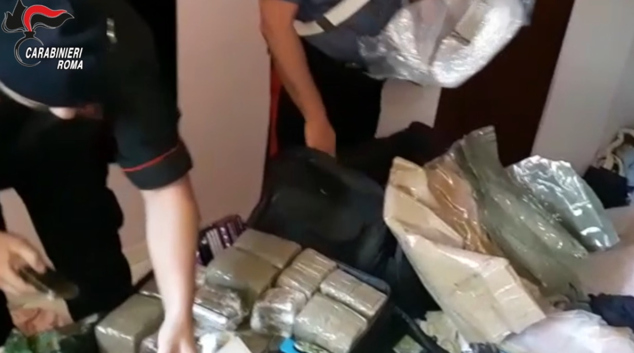 Droga, arrestato a Fiumicino trafficante attivo tra Italia e Spagna