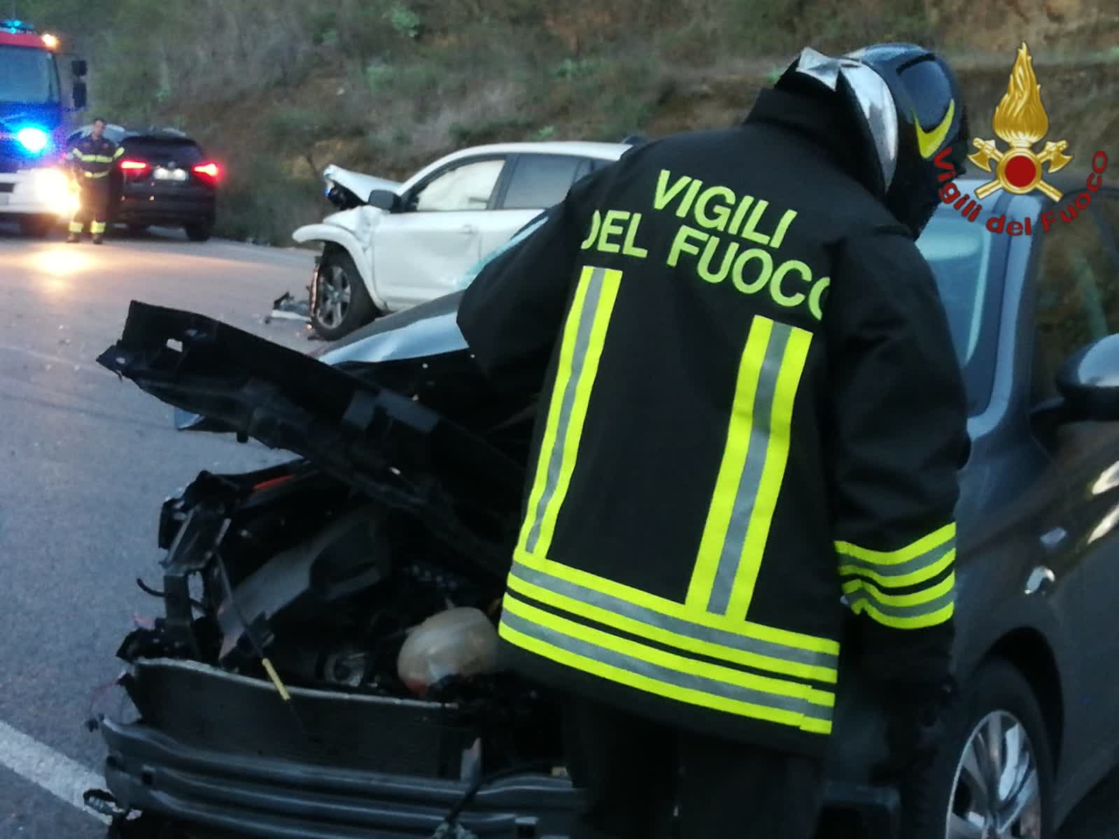 Schianto sulla Flaminia tra furgone e minicar: un morto e un ferito