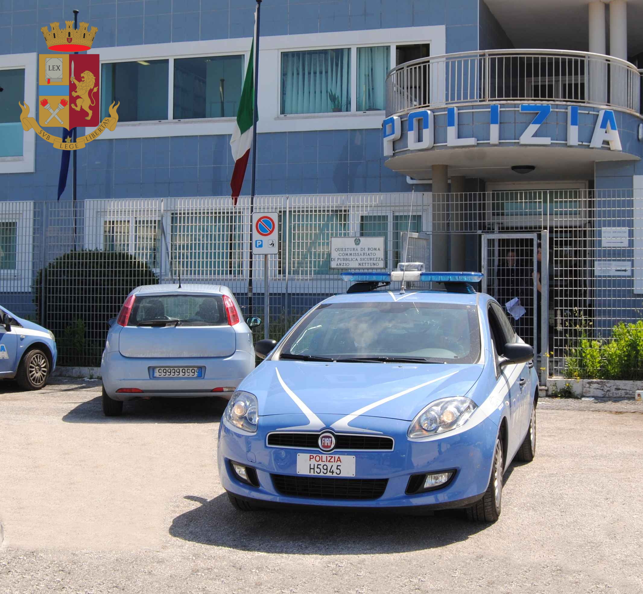 Anzio, lite per sistemare carrelli spesa finisce nel sangue: arrestato 25enne