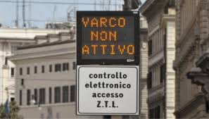 Ritorna la chiusura delle Ztl, per i commercianti del centro la "mazzata" finale