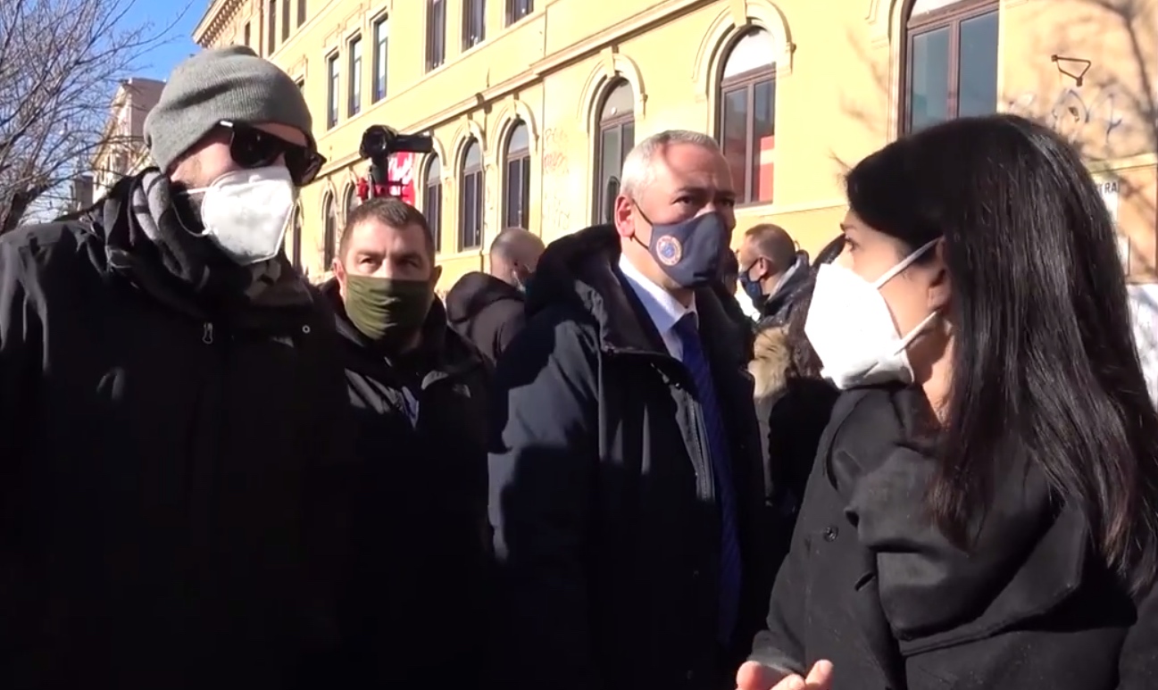 San Lorenzo, Raggi agli attivisti Cinema Palazzo: "Acquistiamo spazi per uso pubblico"