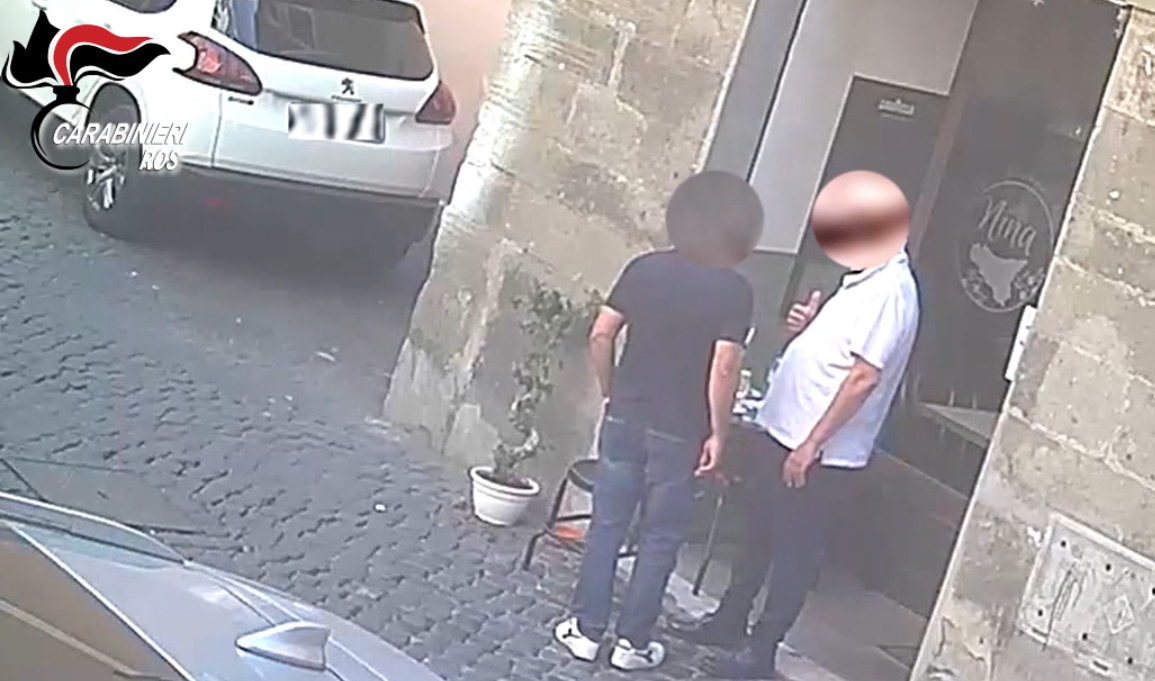 Roma, bar del centro gestiti da Cosa Nostra per riciclare i soldi della mafia: 11 arresti