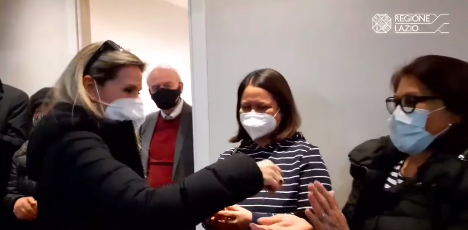 Roma, Regione Lazio: consegnati alloggi definitivi a famiglie coinvolte in rogo Foro italico