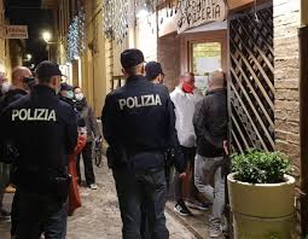 San Valentino a lume di candela? Sì ma con l'esercito 'pronto ad intervenire'! La proposta del Cts