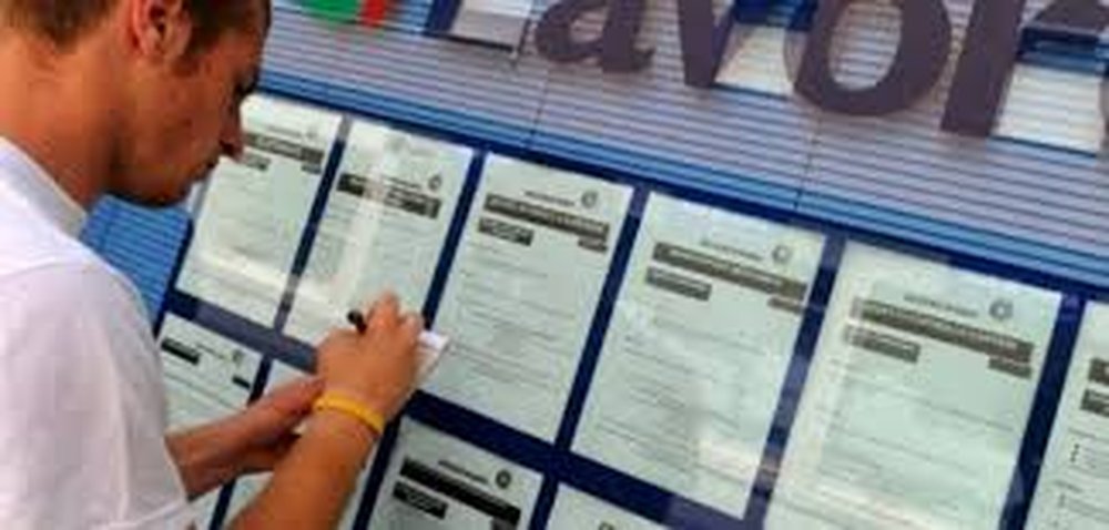 Lavoro: quasi 10 mln di dipendenti del privato temono di perderlo. Le aziende confidano invece nel futuro