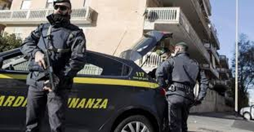 Drive-in della droga a Vitinia: sgominata banda di spacciatori italo-albanese
