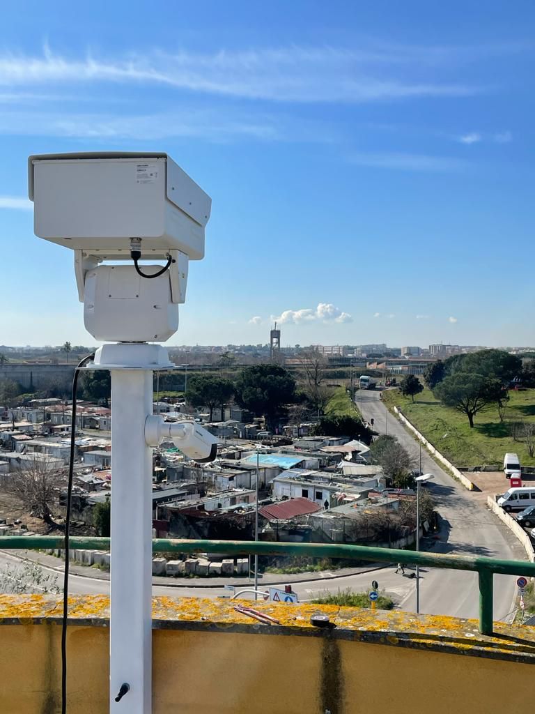Roghi tossici, Raggi: telecamere davanti al campo rom di via Salviati
