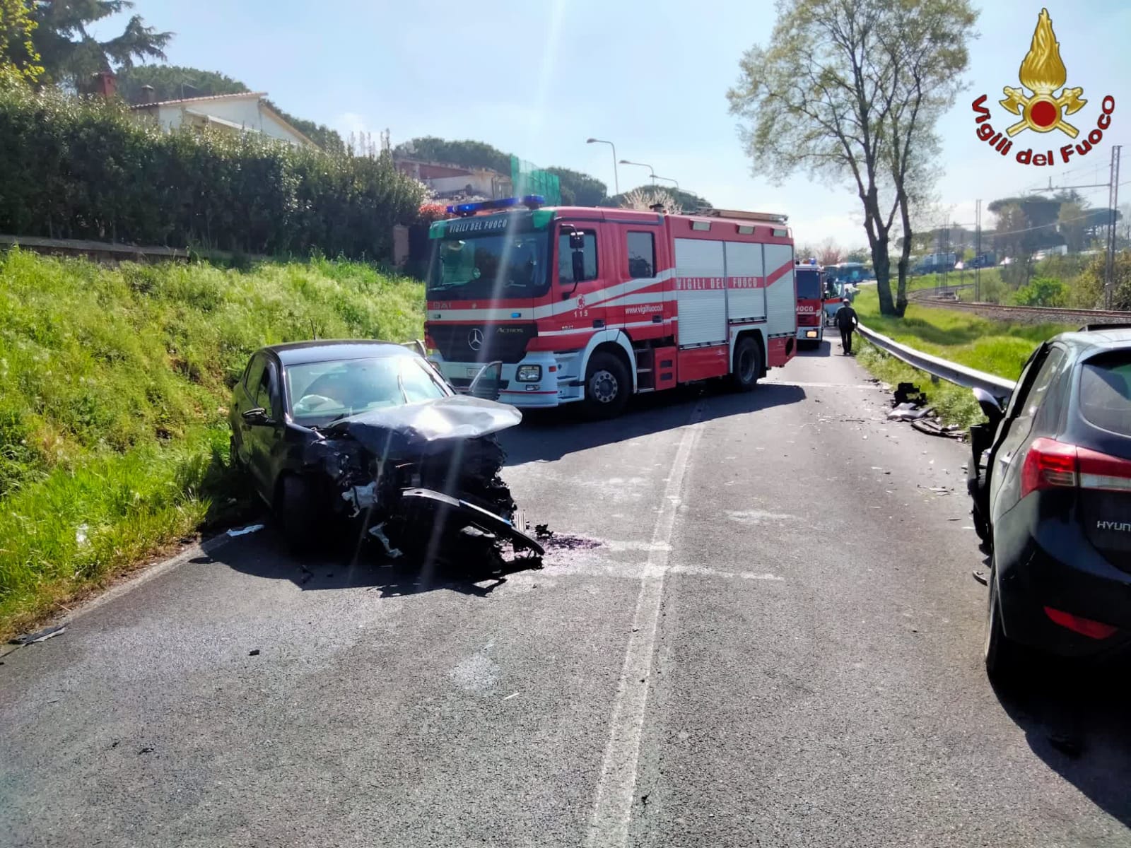 Roma, incidente tra 5 auto a Morlupo: feriti. Bambina trasportata in ospedale