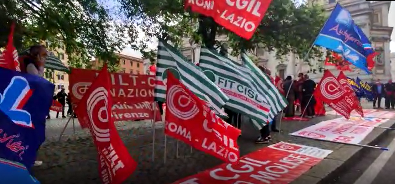 Roma, "Il rinnovo del contratto è un diritto". Presidio nazionale TPL in Piazza dell'Esquilino