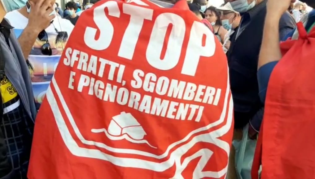 Roma, manifestazione del Movimento per il diritto all'abitare: "Promesse non mantenute"