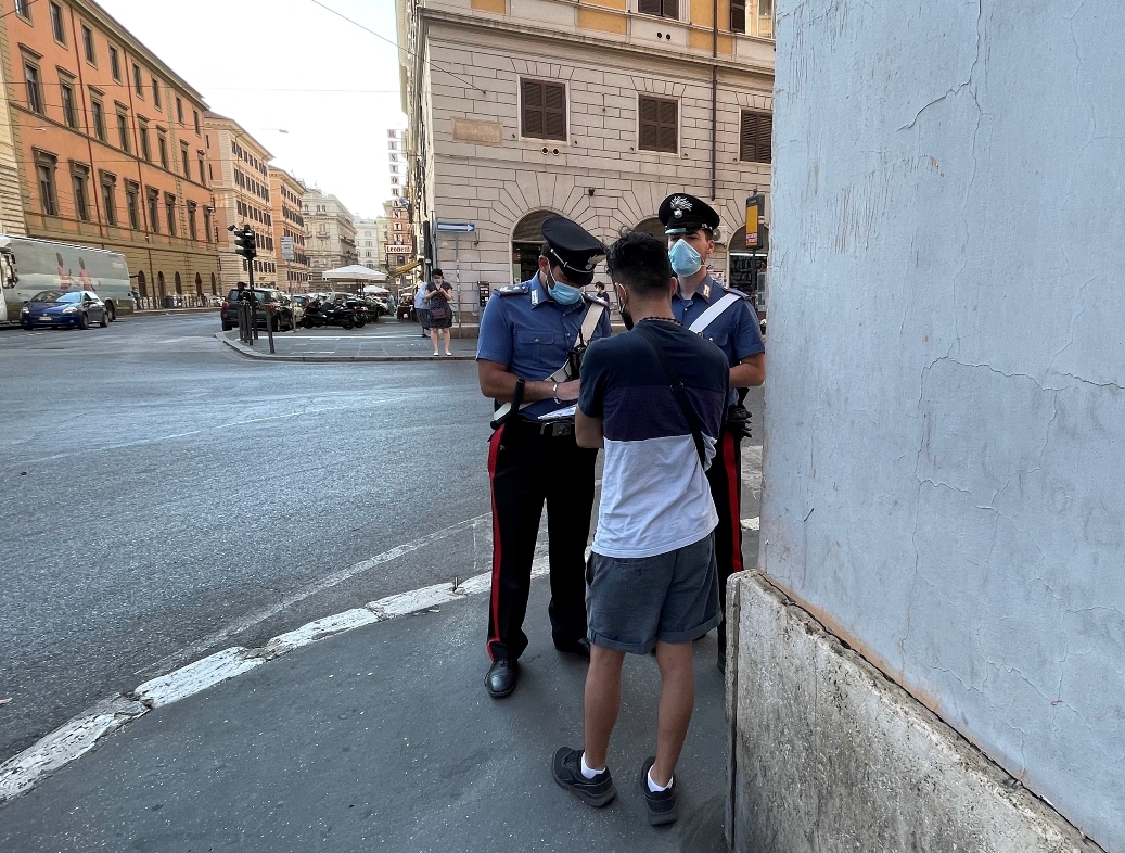 Roma, controlli al Pigneto ed Esquilino: due arresti