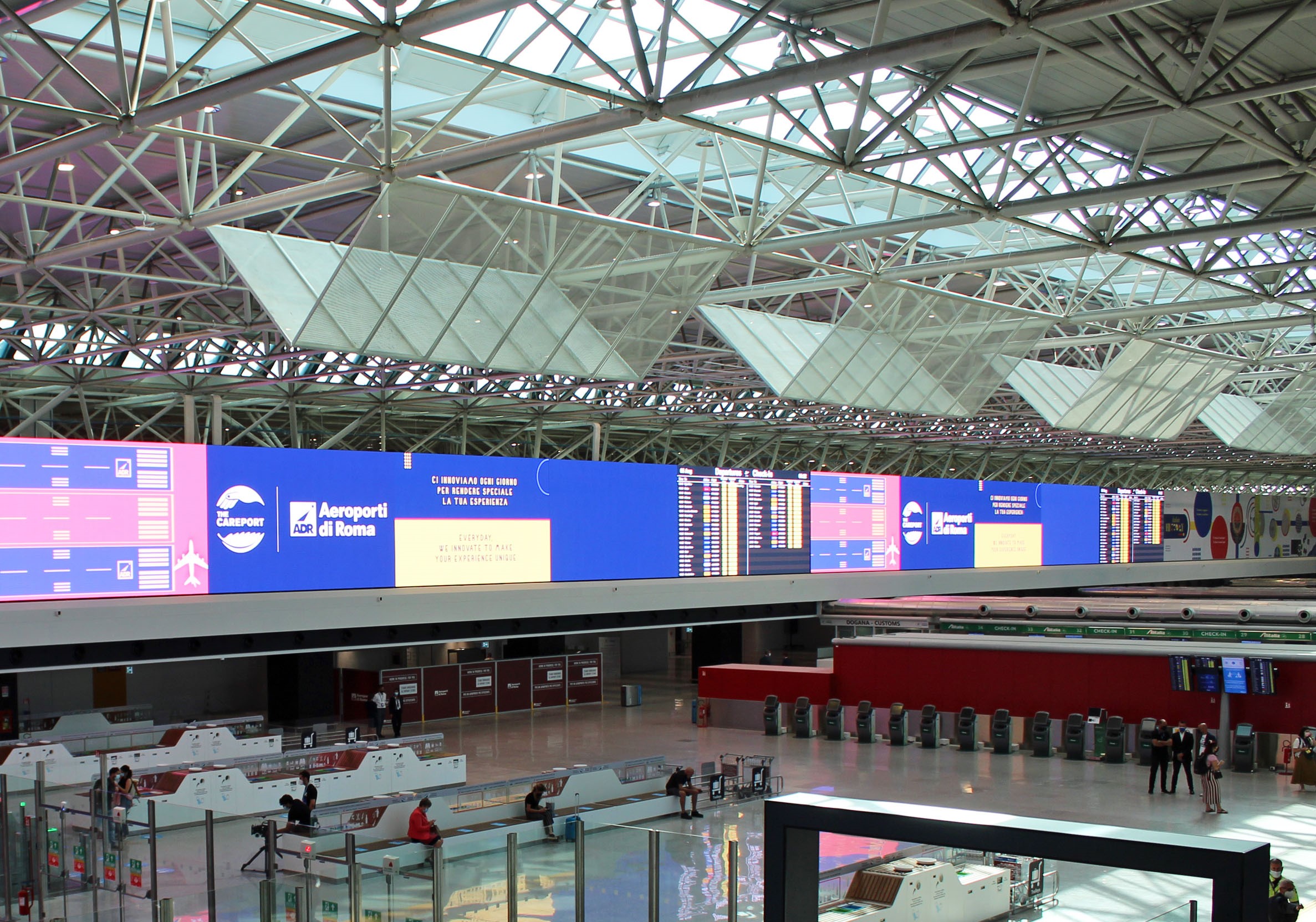 Fiumicino, riapre oggi l'area check-in del Terminal 1 completamente rinnovata