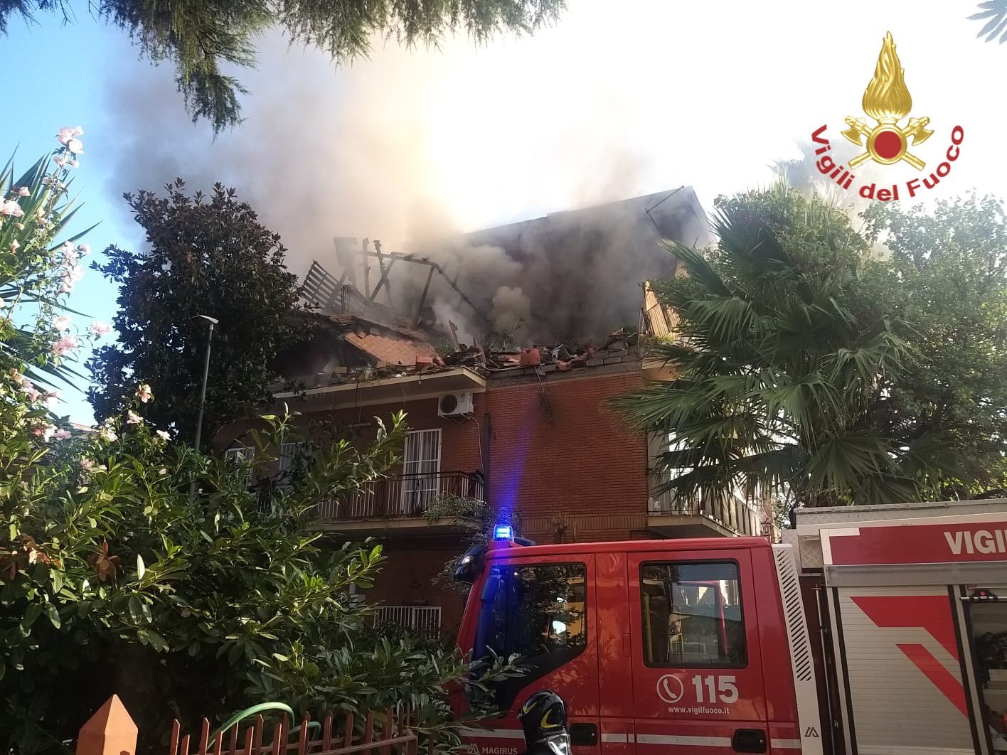 Esplosione Torre Angela. Nuove ipotesi: il crollo per una delusione d'amore?