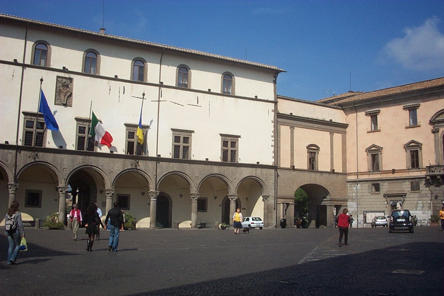 Viterbo, per la gestione del verde il Comune chiama gli sponsor