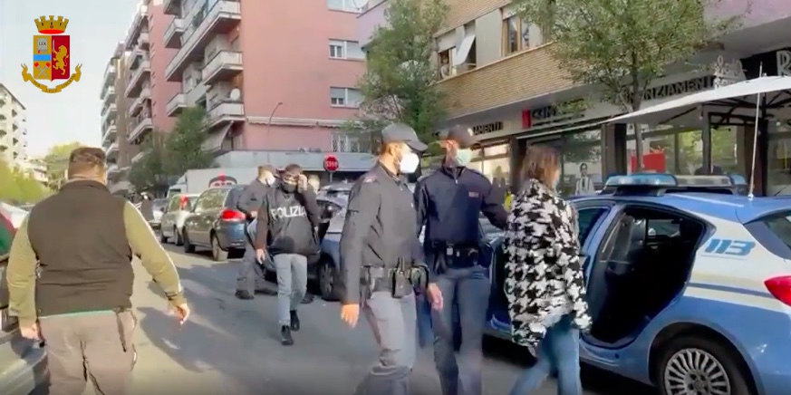 Roma, prestito con un tasso del 221%: presa banda di usurai