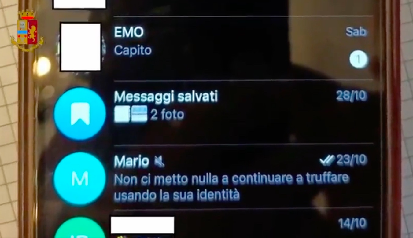 Modella no vax cerca in rete Green pass falso: truffata da 17enne residente nel Lazio