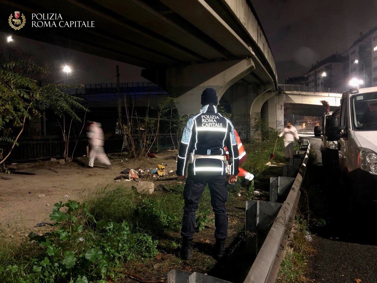 Roma, tornano le tende sotto la tangenziale est: nuovo sgombero a Ponte delle Valli
