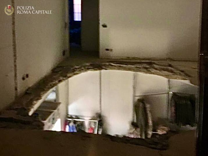 Roma, crollo di un solaio ai Parioli: sequestrati due appartamenti