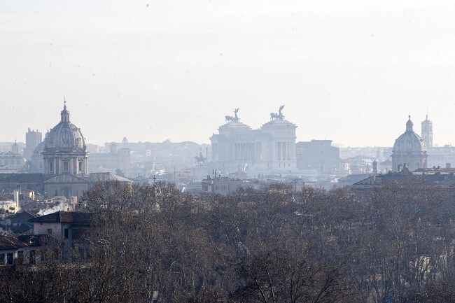 Smog, in Italia almeno 90mila vittime. Roma fra le più inquinate