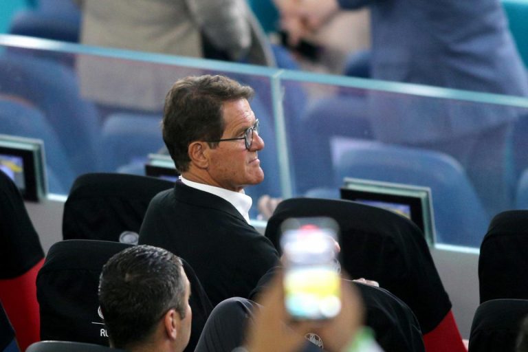 Calcio, 52 atleti positivi al Covid in serie A. Caccia ai no vax (anche di Roma e Lazio?)