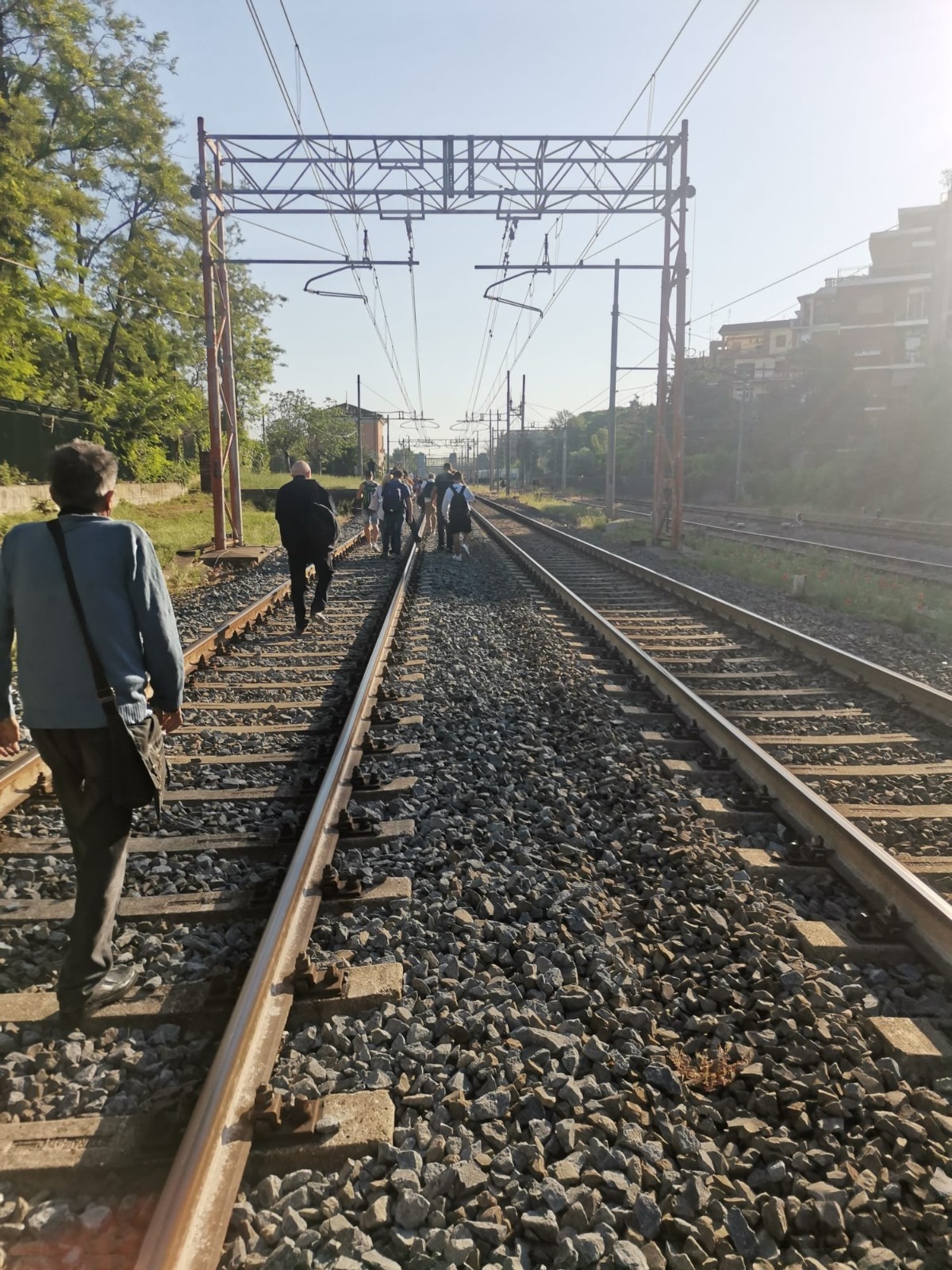 Roma Lido: il comitato pendolari lancia la petizione contro il disastro della Metromare