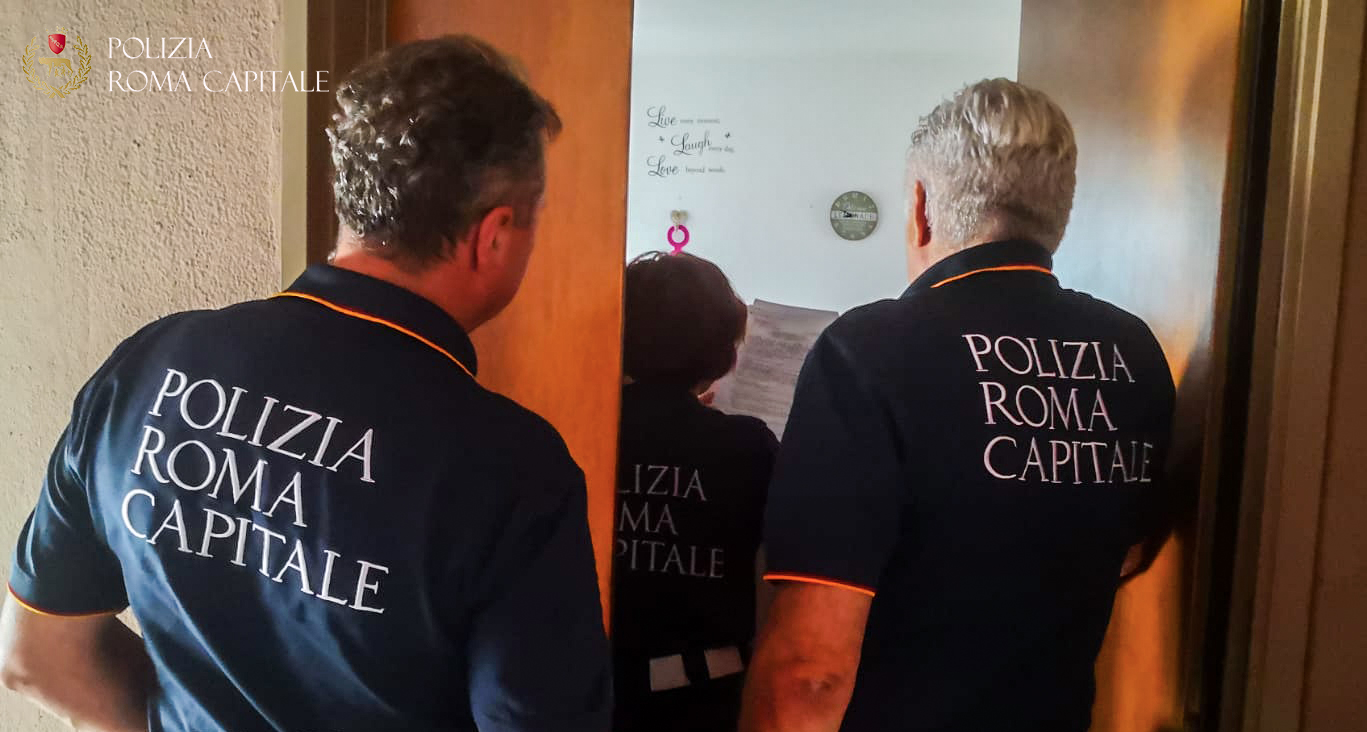 Roma, blitz a Torre Maura: sgombero appartamenti Ater occupati abusivamente