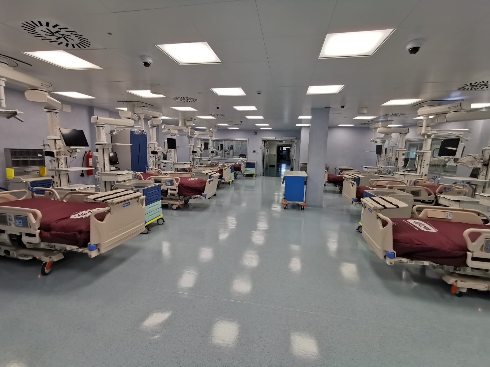 Roma, all'Ospedale Grassi inaugurato il nuovo reparto di Terapia Intensiva