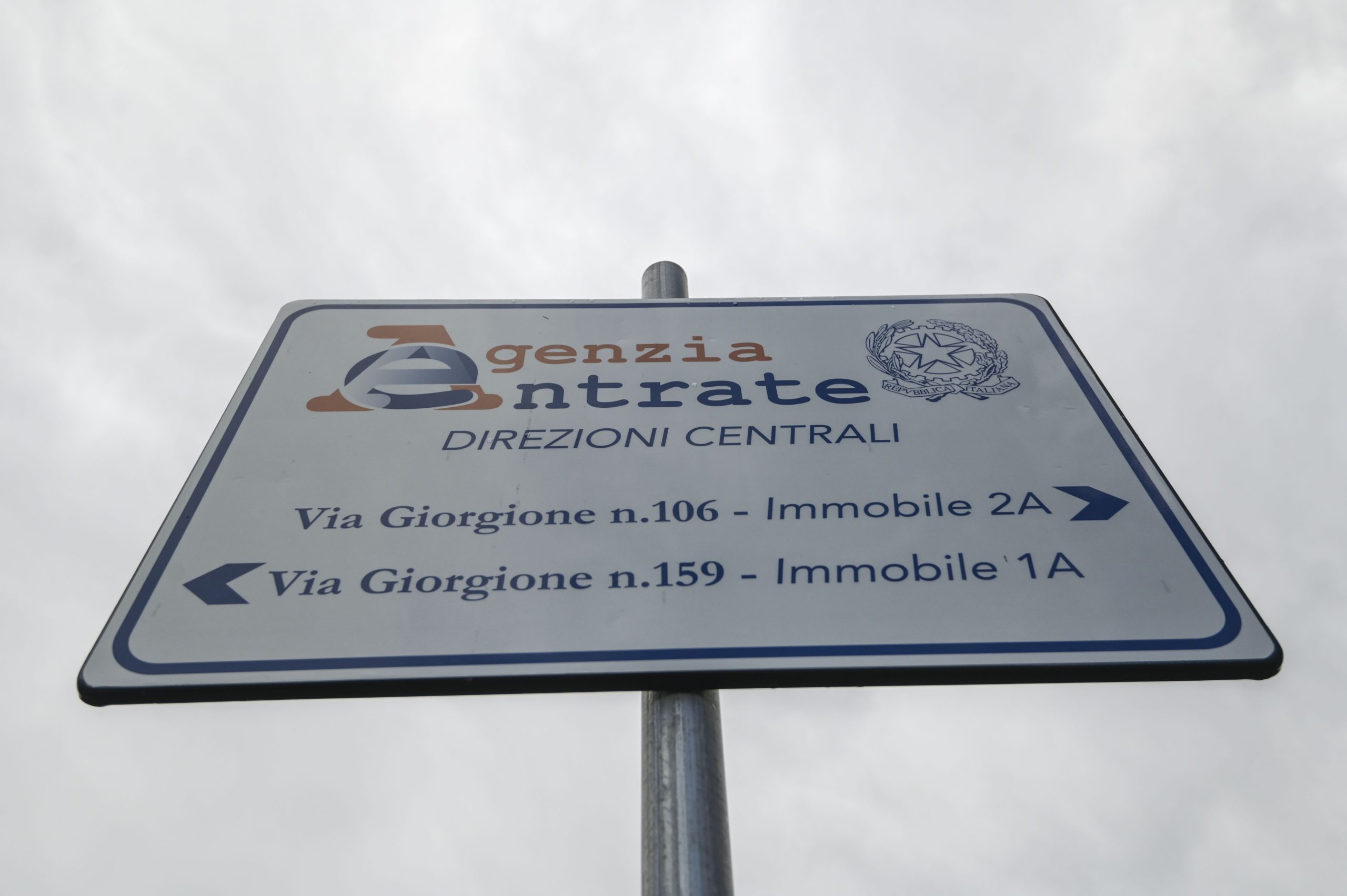 Concorso Agenzia delle Entrate: 900 posti disponibili. Requisiti, date, come partecipare