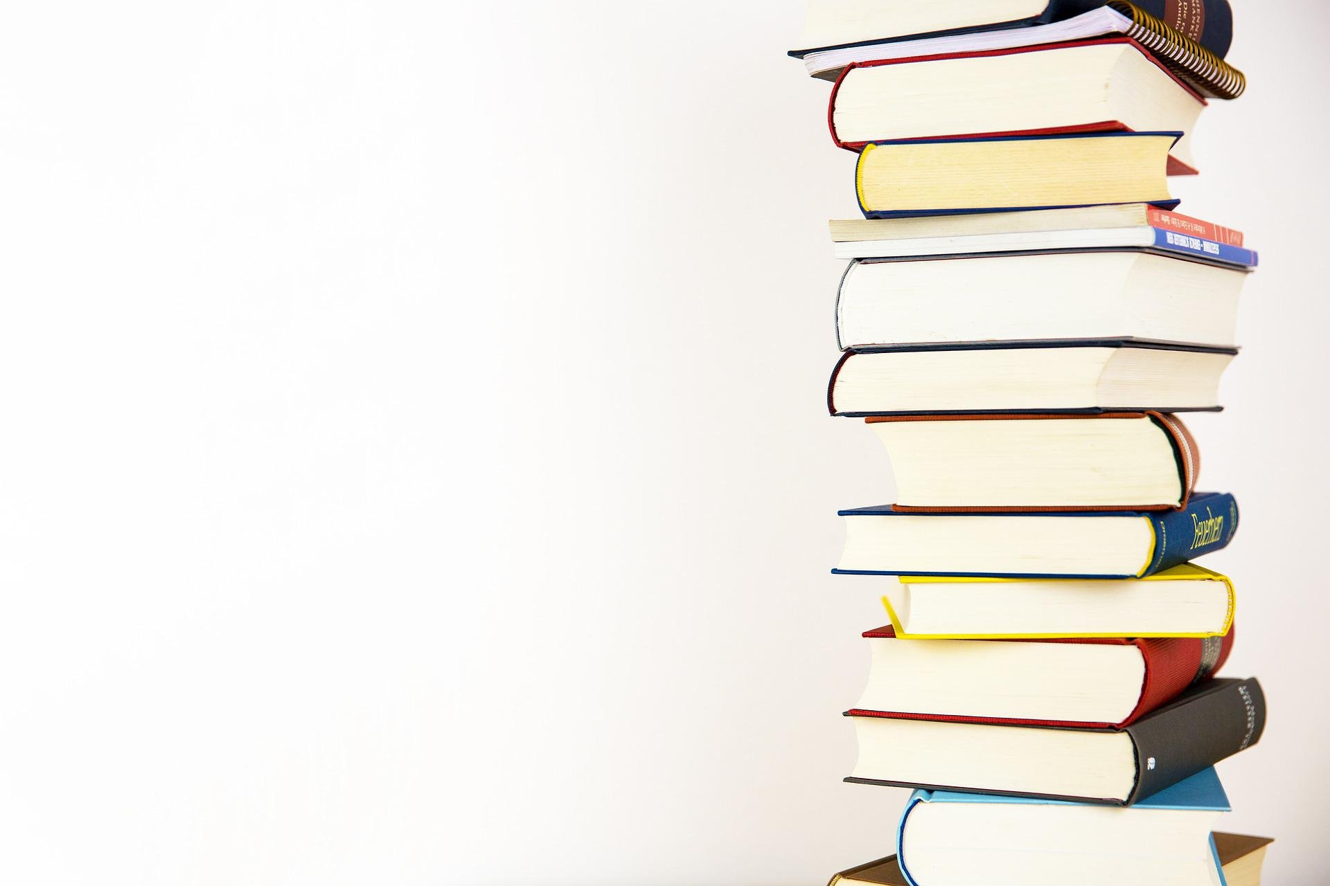 Scuola, i libri aumentati fino al 20%. Di media 90 euro in più a studente