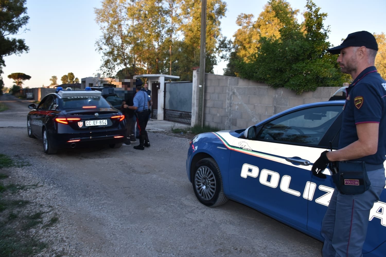 Colpi a raffica tra il litorale e i Castelli Romani: presi due rapinatori seriali