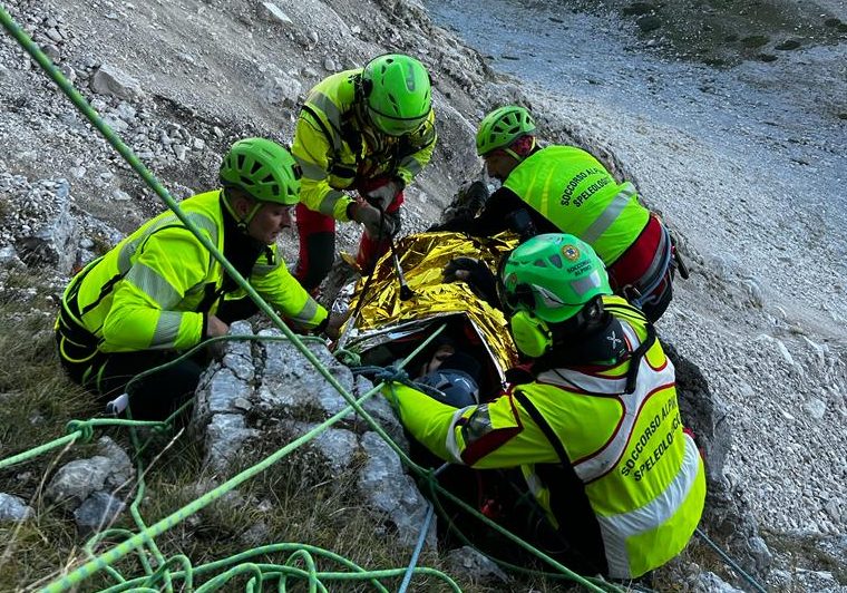Precipita dalle montagne della Duchessa: soccorso giovane alpinista romano