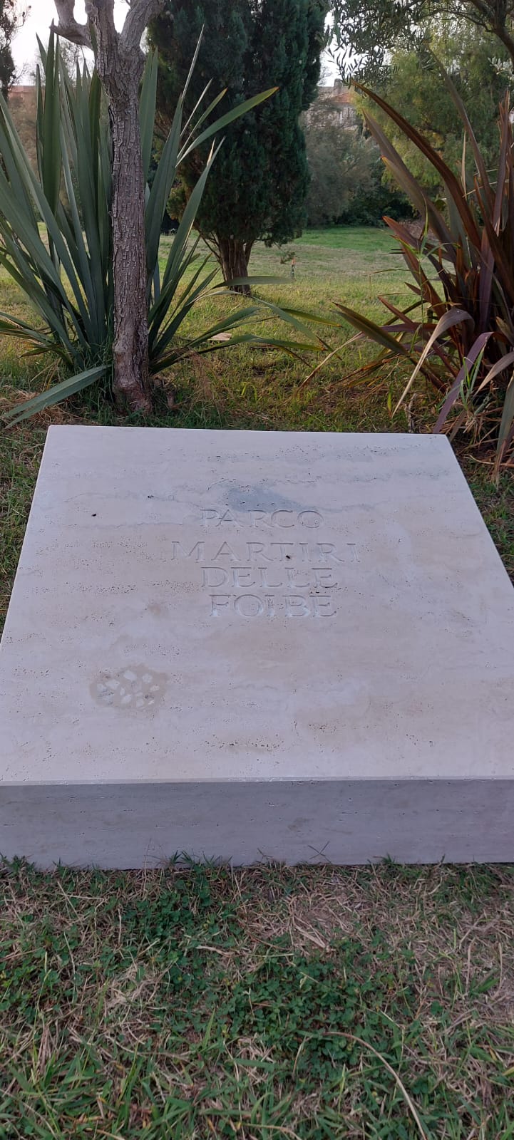 Anzio, posizionata nuova stele in ricordo dei Martiri delle Foibe