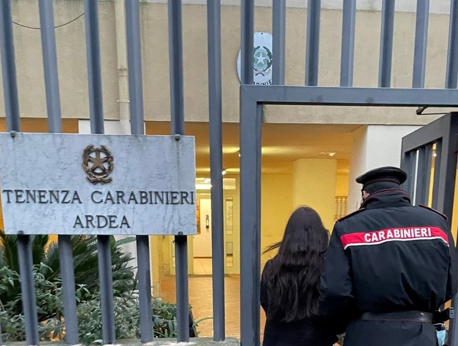 Ardea, perseguita la ex e la minaccia di morte: arrestato 48enne