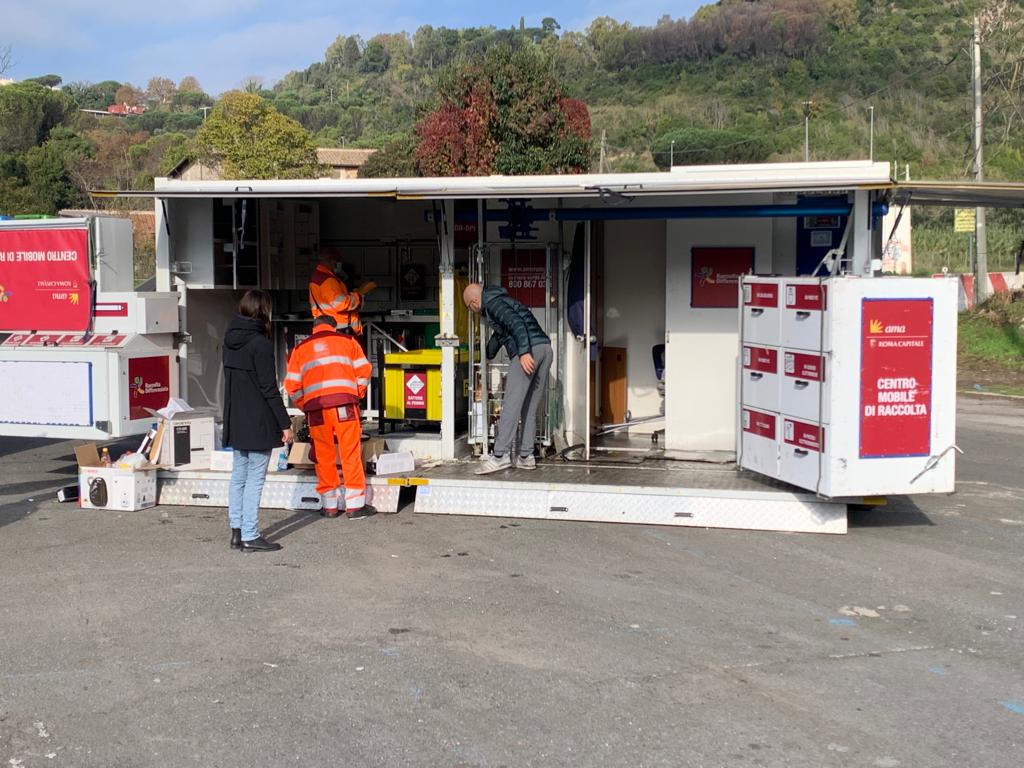 Roma, raccolta straordinaria rifiuti ingombranti: domenica 13 novembre nei municipi dispari