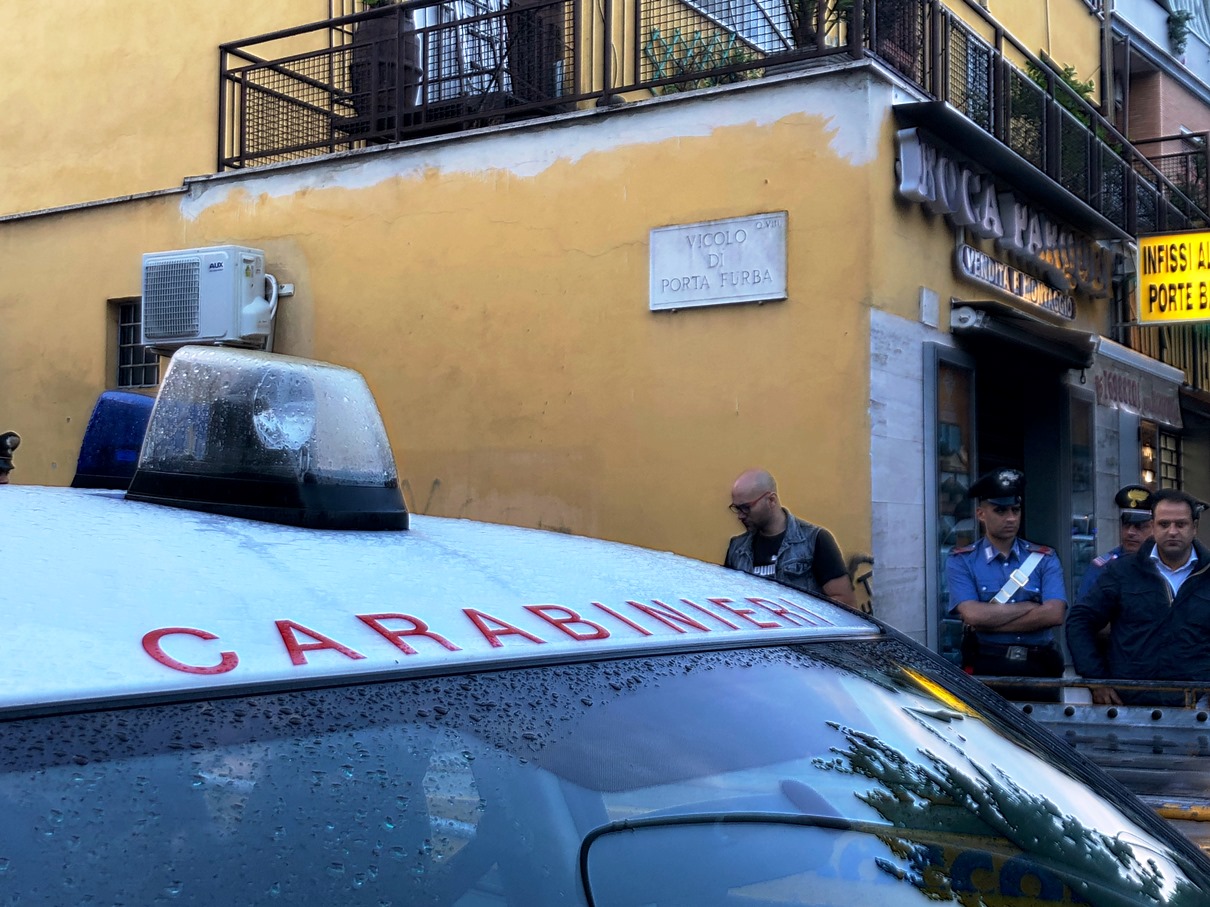 Roma, arrestato esponente clan Casamonica: per la Corte d'Appello deve scontare 13 anni