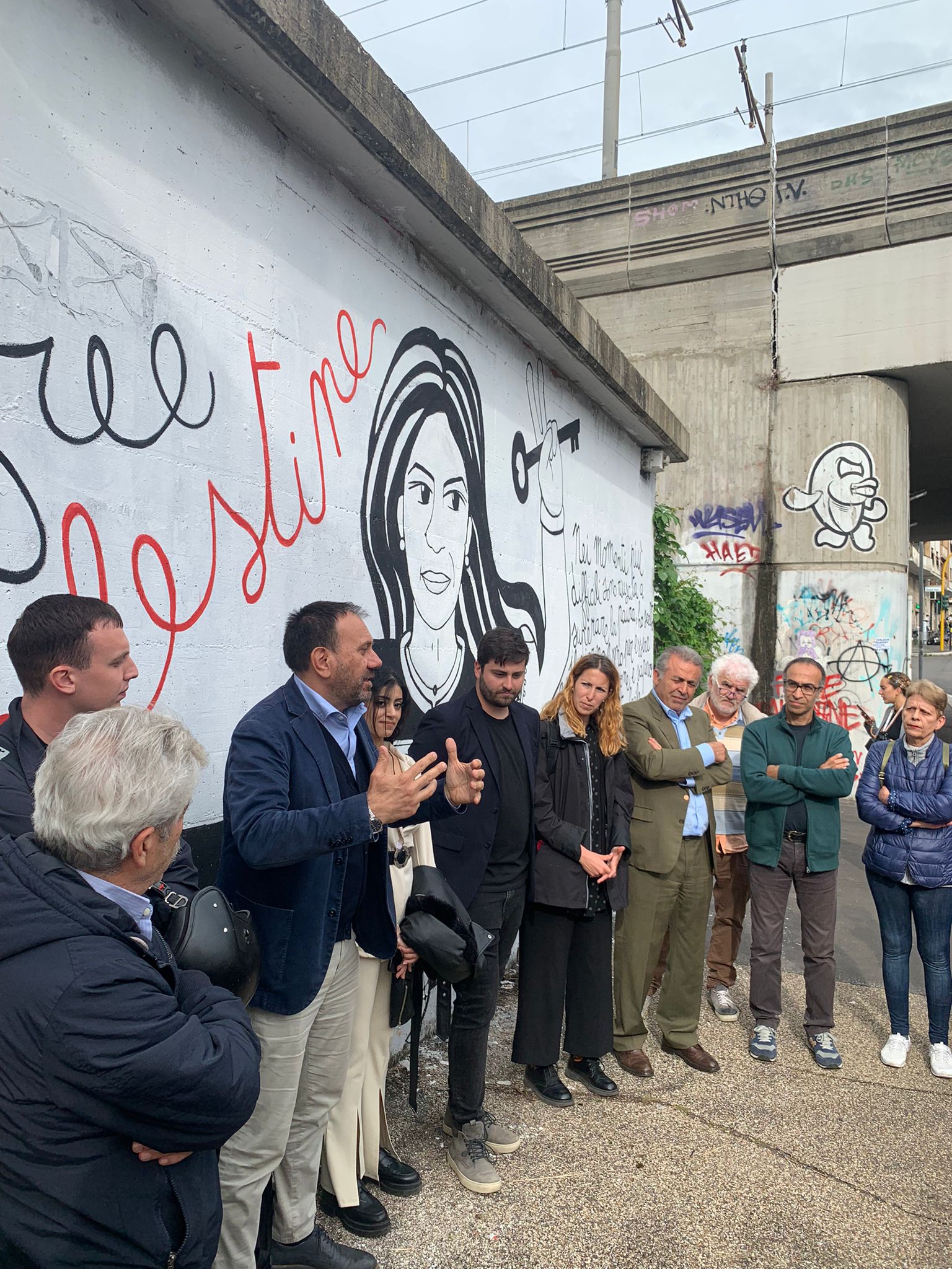 Shireen Abu Akleh onorata con un murales a Roma