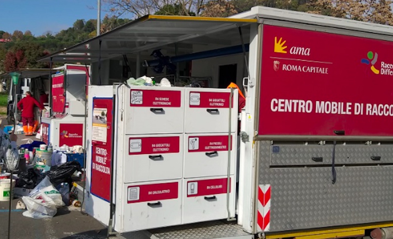 Rifiuti Roma, domenica 17 settembre torna la raccolta straordinaria ingombranti: oggi nei Municipi dispari. Ecco dove
