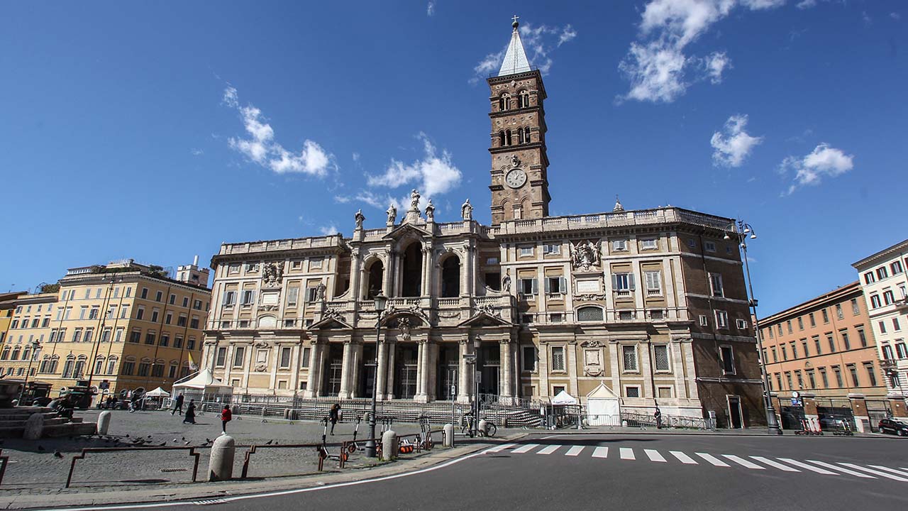 furto minimarket piazza santa maria maggiore