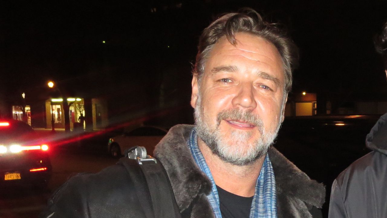Russell Crowe tifa Roma o Lazio? La rivelazione: "Potrei diventare matto all'Olimpico per loro"