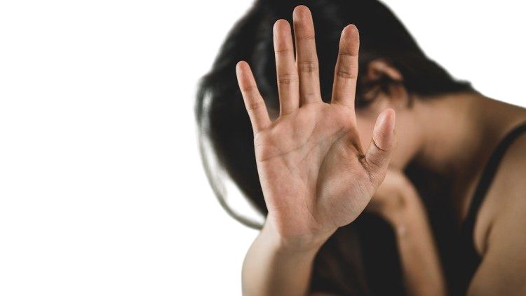 Latina, si avvicina all'ex nonostante il divieto: arrestato 47enne