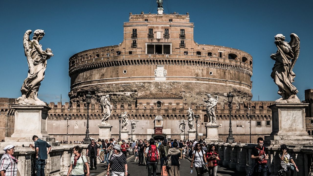 B&B, proroga a gennaio 2025 per mettersi in regola nel Lazio
