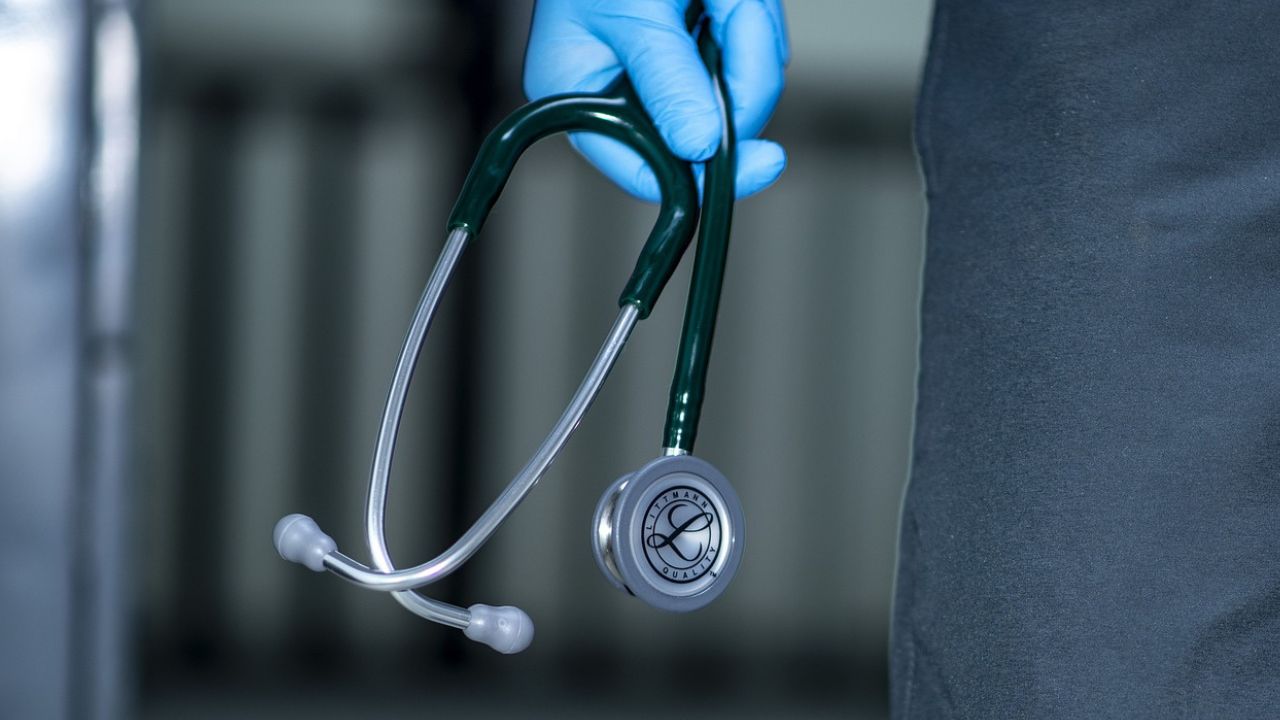 Oggi medici e infermieri in piazza a Roma