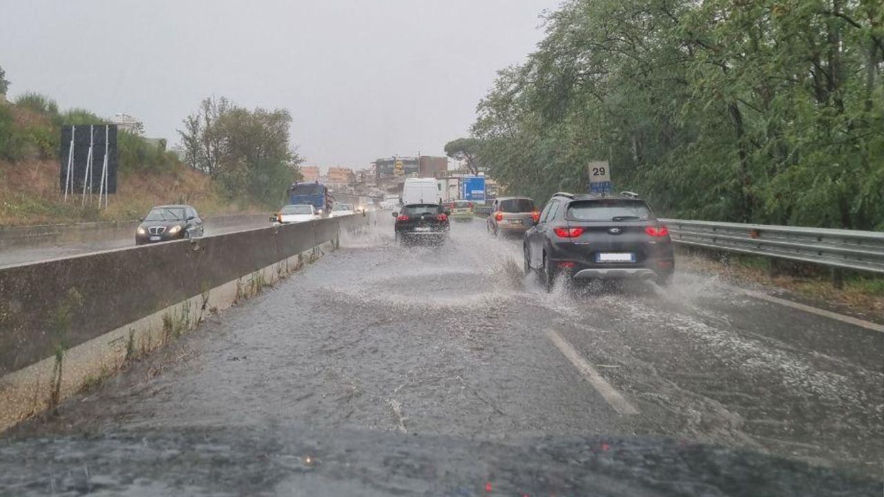 Tregua maltempo a Roma e nel Lazio, ma domani arriva l'uragano Kirk