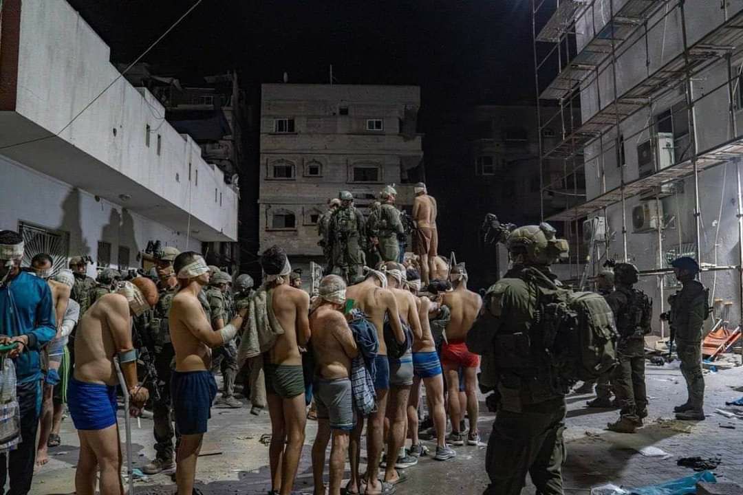 Israele rapisce decine di pazienti e medici dall'ospedale di Gaza-1